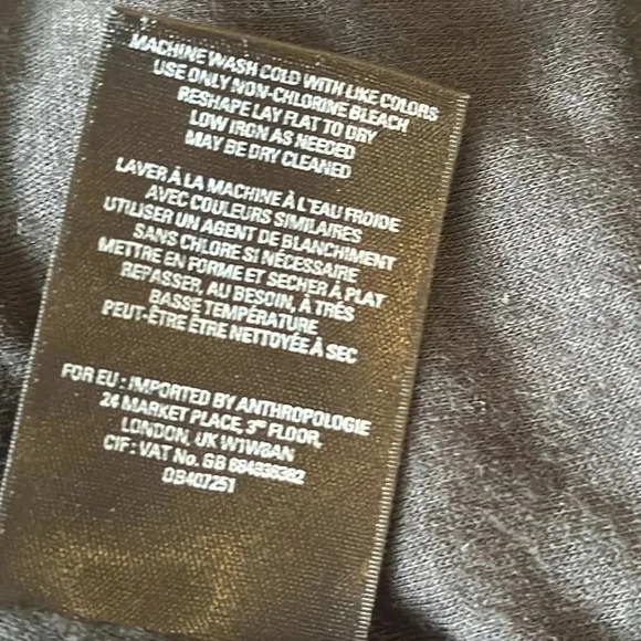 HD in Paris sz 2 little black dress, cap sleeves, back zip with ruffle bottom - Picture 9 of 9